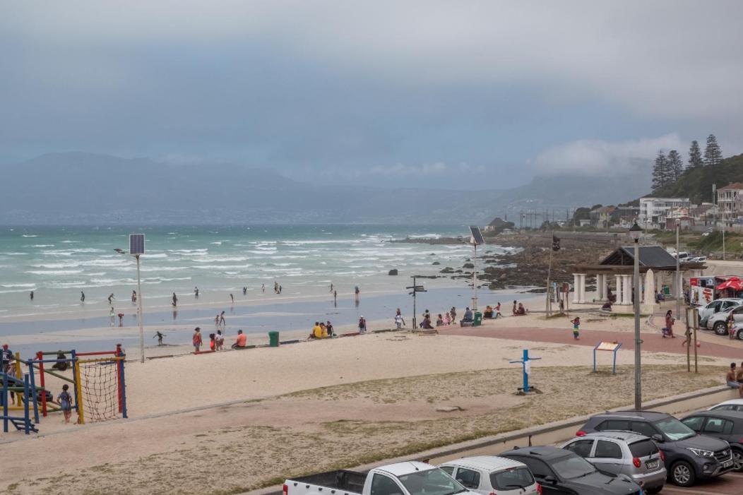 At The Beach - Muizenberg Kapské Město Exteriér fotografie